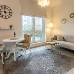 Kierbedzia 6 - Bezplatny Podziemny Parking - Free Parking - Piekny Ogrodek Z Tarasem - 2km Lazienki Krolewskie - Wifi - Smart Tv 50 Cali - Good * Varsavia