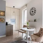 Appartamento Kierbedzia 6 - Bezplatny Podziemny Parking - Free Parking - Piekny Ogrodek Z Tarasem - 2km Lazienki Krolewskie - Wifi - Smart Tv 50 Cali - Good *